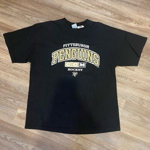 NHL Pittsburgh Penguins men’s extra large T-shirt